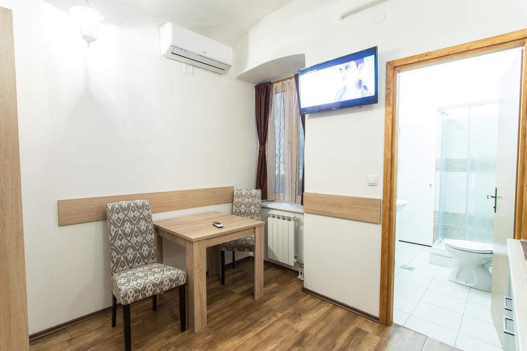 Guesthouse Bed 4 You Zagreb Exterior foto